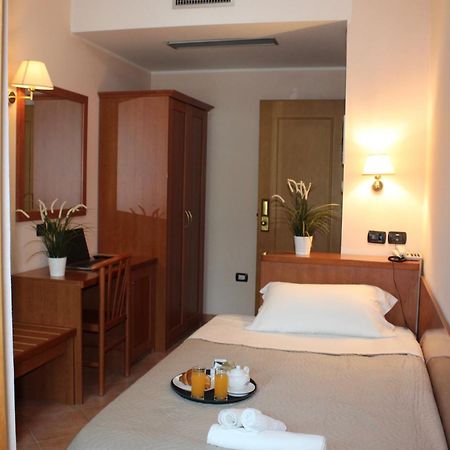 Hotel Jole Cesenatico Kültér fotó