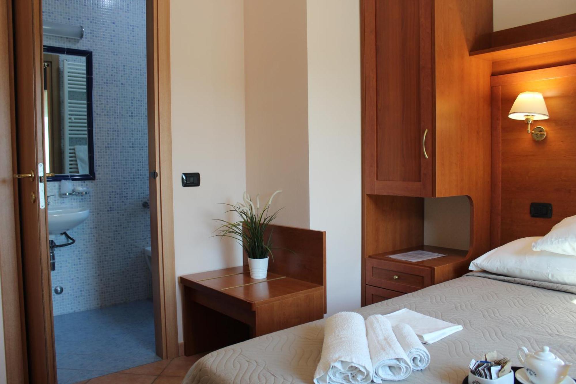 Hotel Jole Cesenatico Kültér fotó