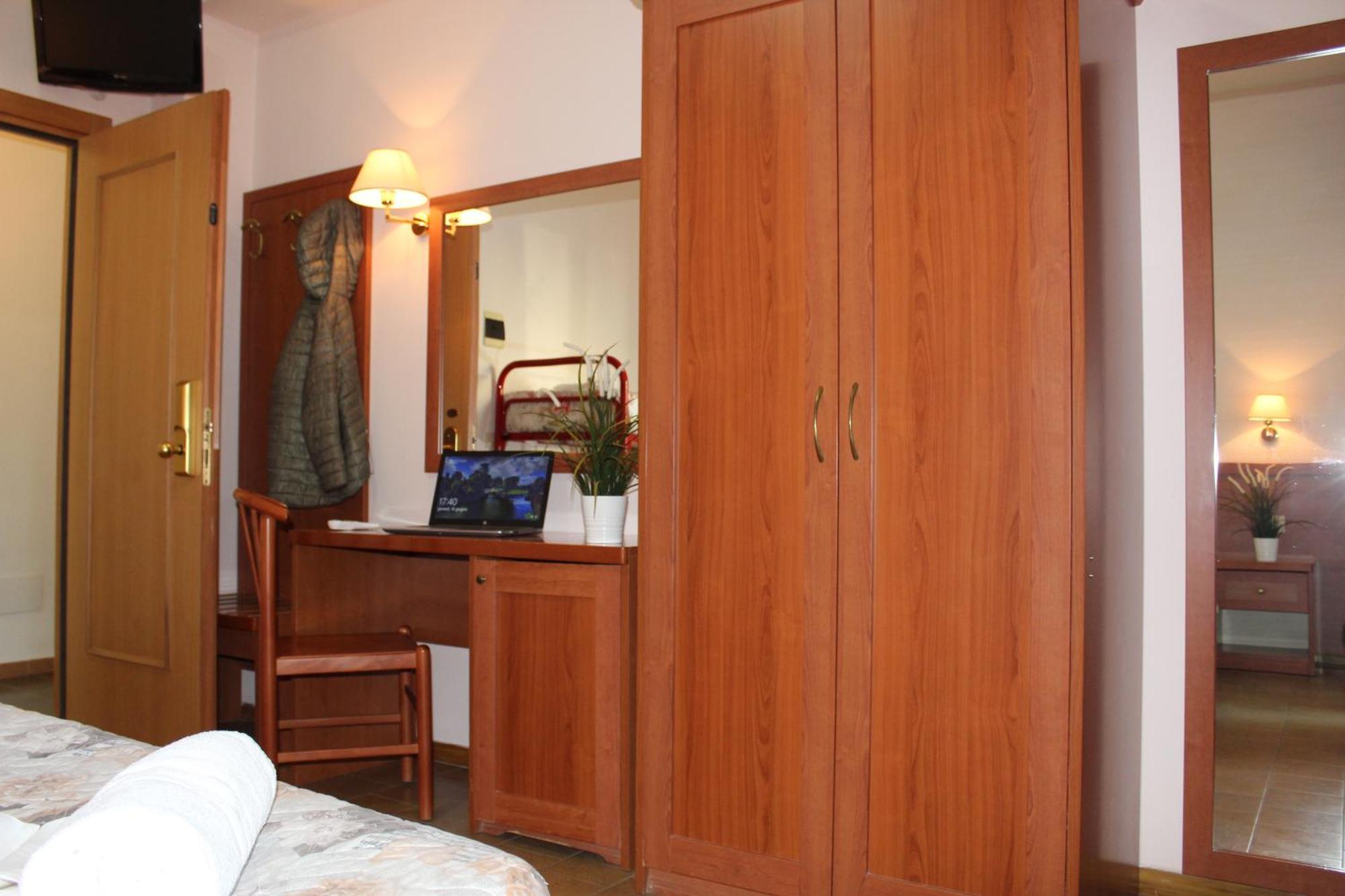 Hotel Jole Cesenatico Kültér fotó