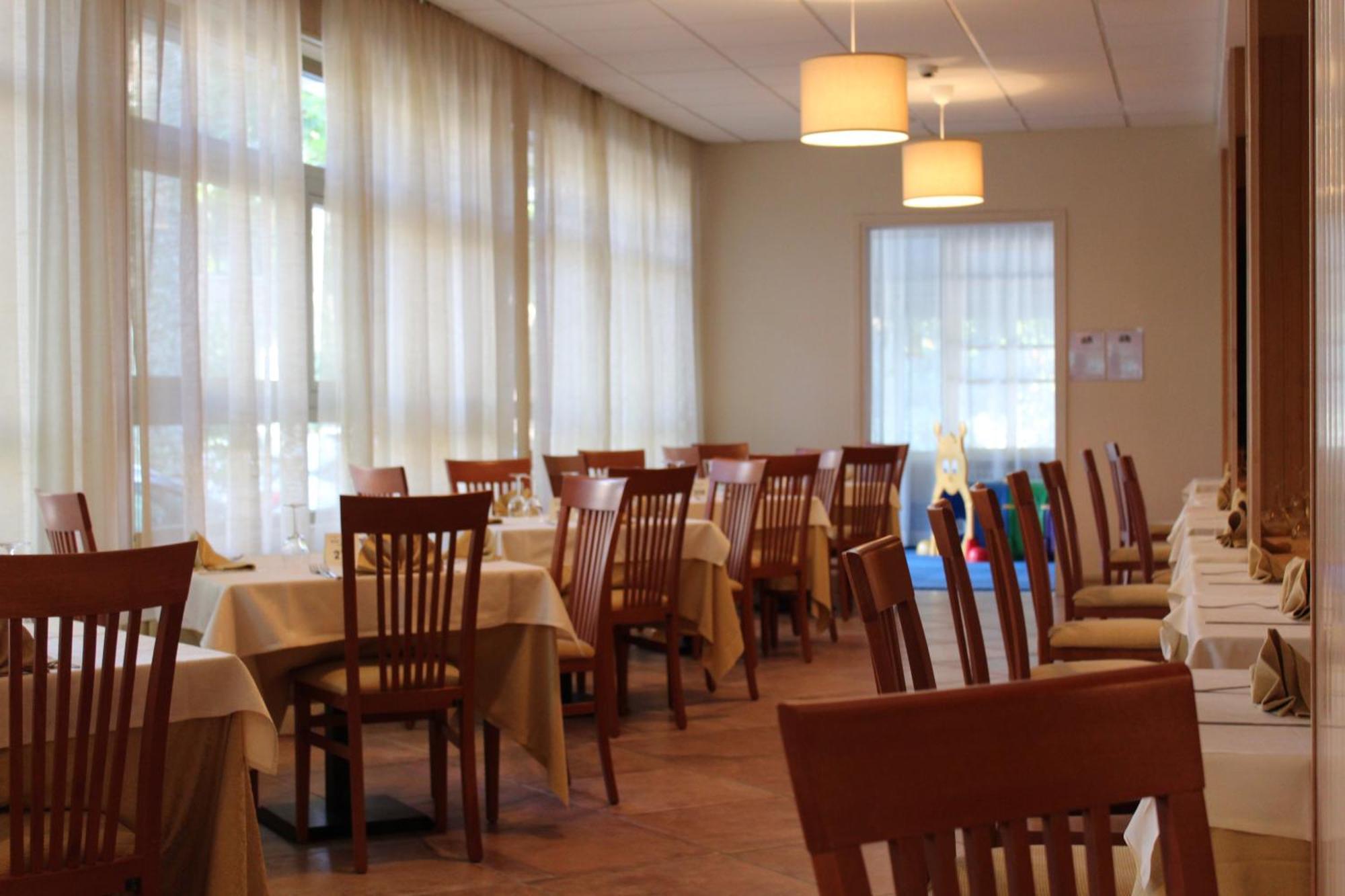 Hotel Jole Cesenatico Kültér fotó