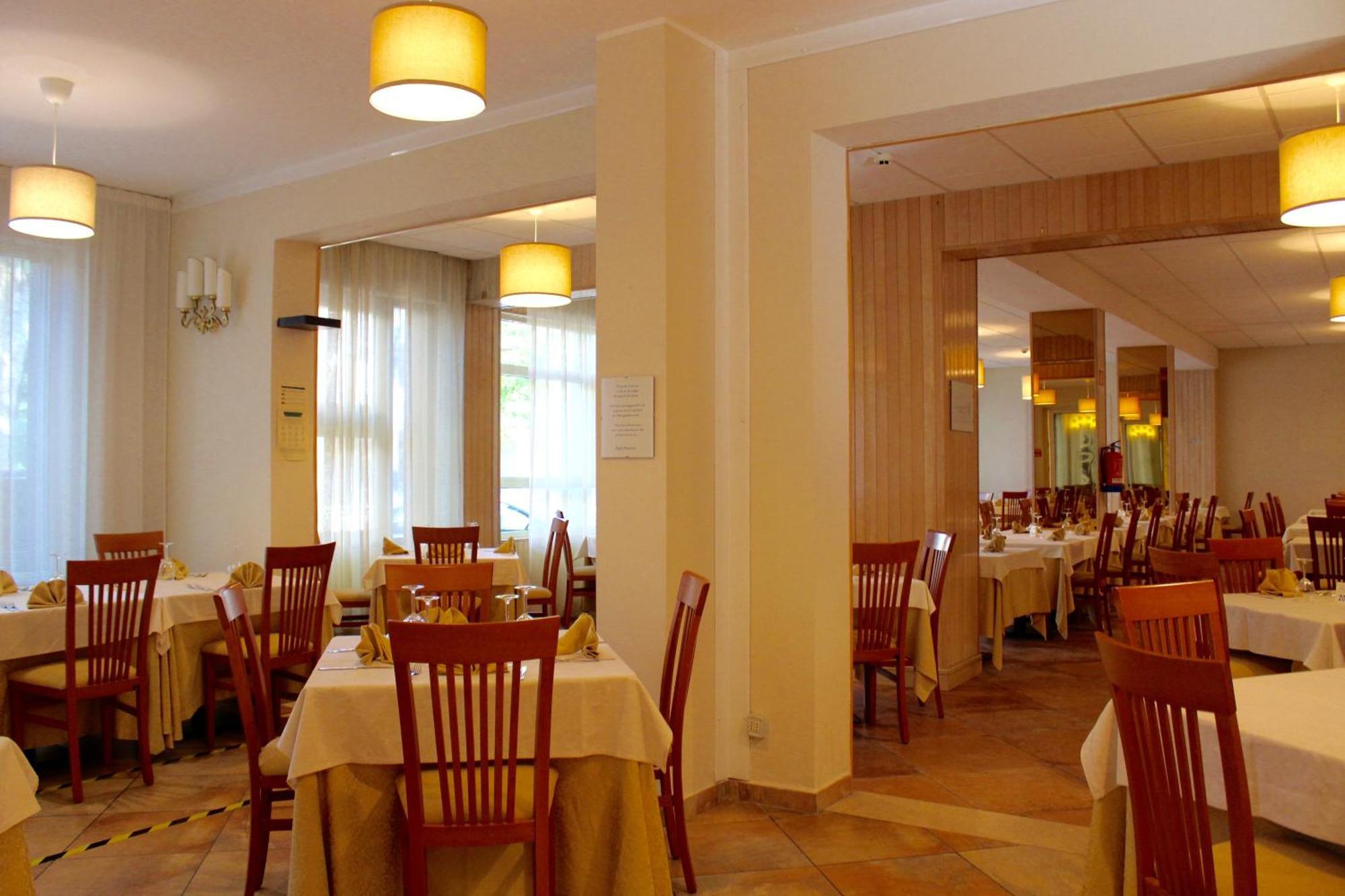 Hotel Jole Cesenatico Kültér fotó