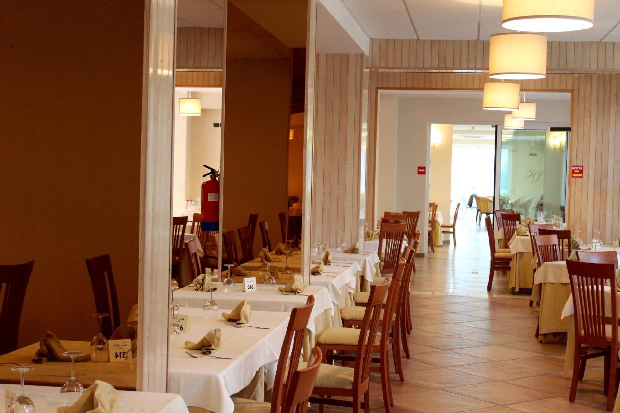 Hotel Jole Cesenatico Kültér fotó